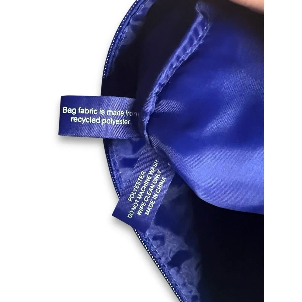 Clinique zippered cosmetic